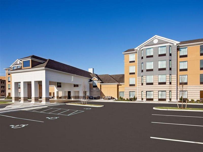Homewood Suites By Hilton Ronkonkoma Exterior foto